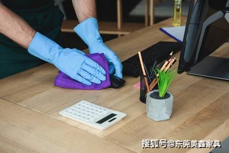 录餐桌椅清洁保养六法则mg不朽情缘游戏网站登(图3) 录餐桌椅清洁保养六法则mg不朽情缘游戏网站登(图3)