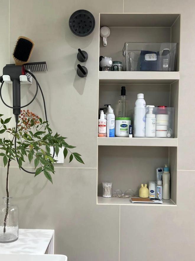 老破小收获温暖明亮学区房幸福十足!不朽情缘平台推荐他带妻女搬回56㎡(图3) 老破小收获温暖明亮学区房幸福十足!不朽情缘平台推荐他带妻女搬回56㎡(图3)